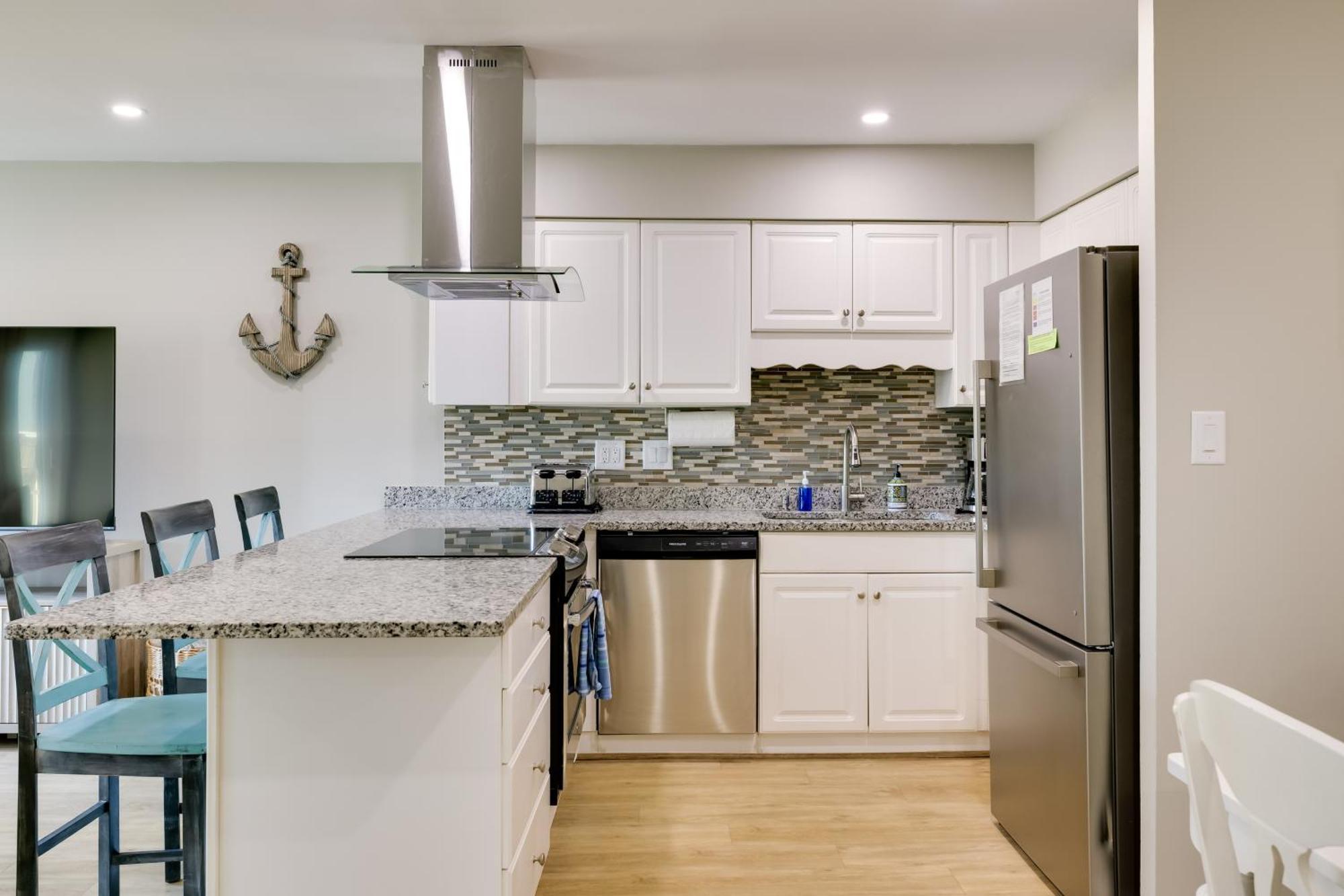 Emerald Isle Condo With Indoor Pool And Beach Access! מראה חיצוני תמונה