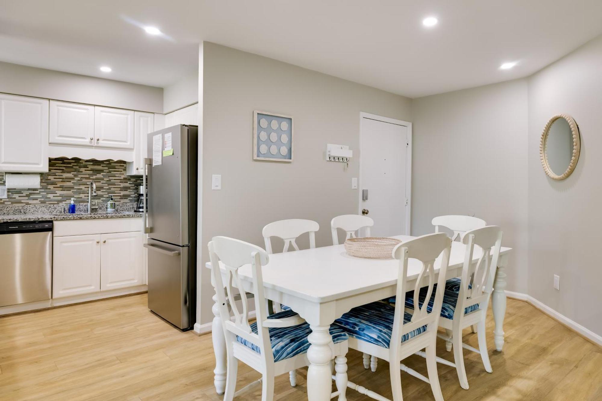 Emerald Isle Condo With Indoor Pool And Beach Access! מראה חיצוני תמונה