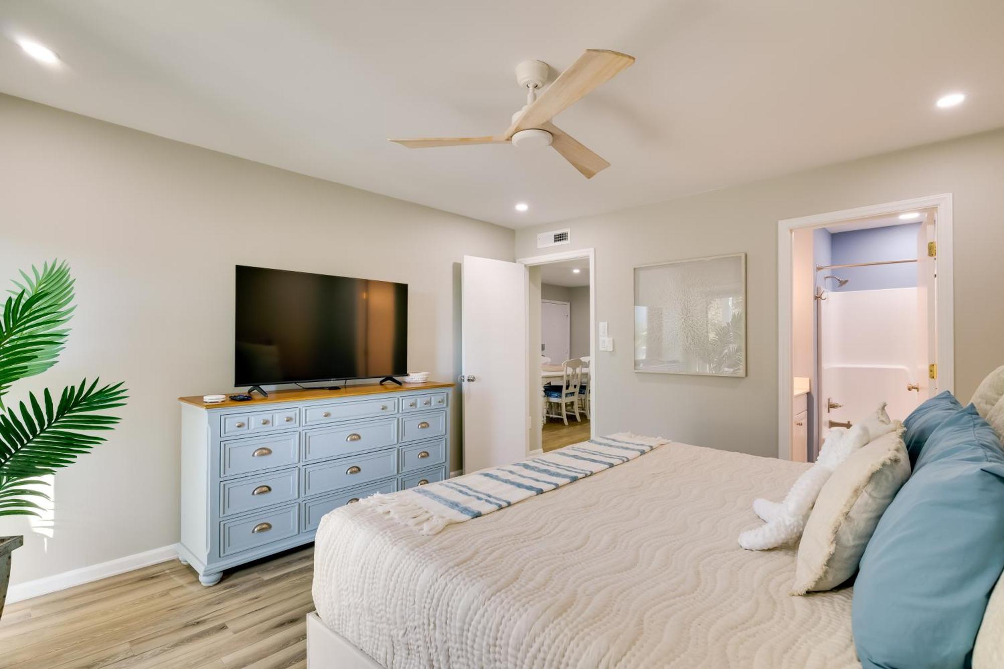 Emerald Isle Condo With Indoor Pool And Beach Access! מראה חיצוני תמונה
