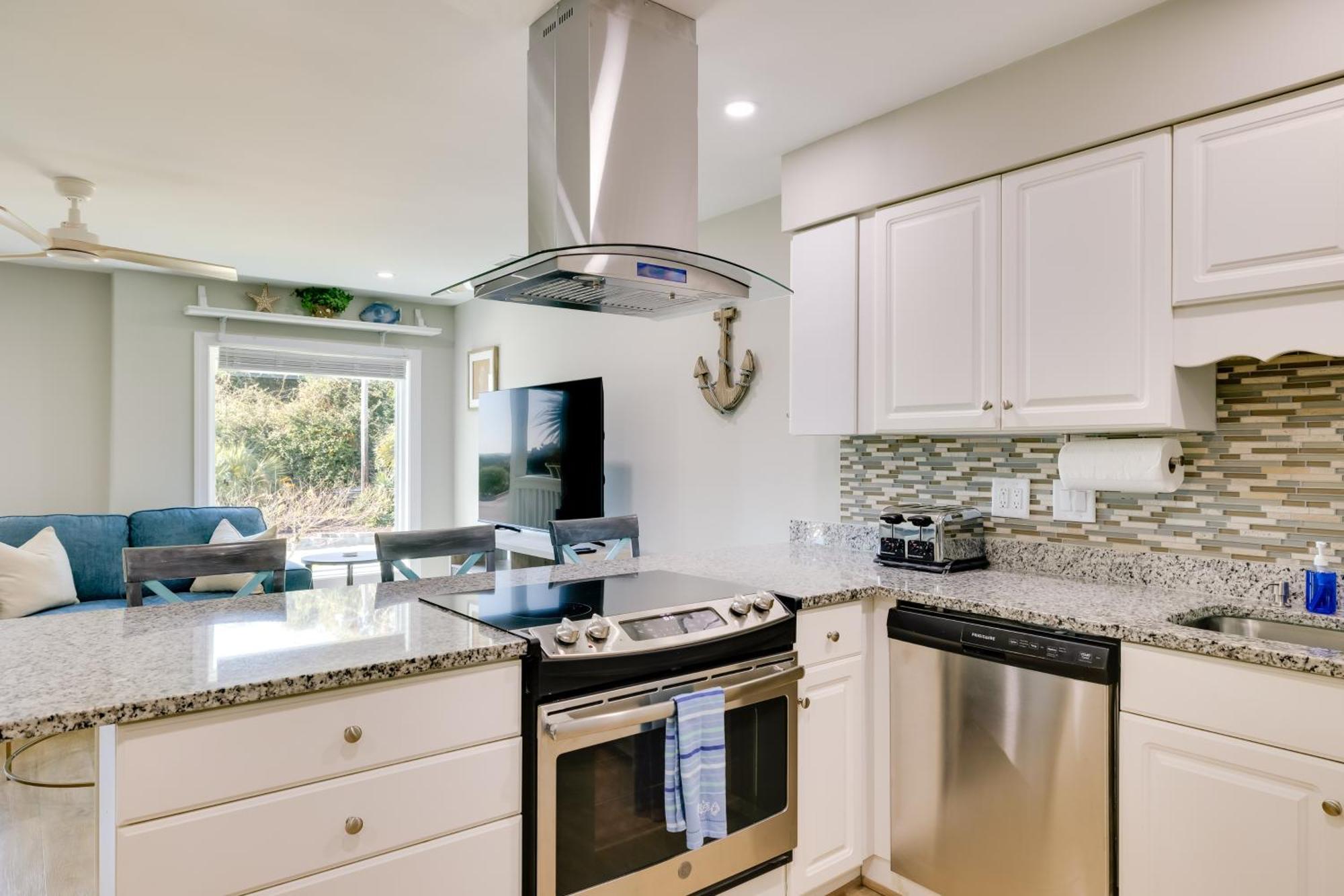 Emerald Isle Condo With Indoor Pool And Beach Access! מראה חיצוני תמונה
